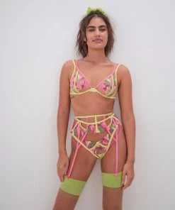 Victorias Secret New Petunia Embroidery Garter