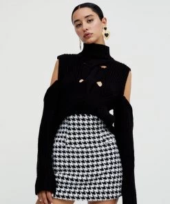 Knitz Knitwear Keke Cut-Out Turtleneck