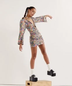 Ready-to-Wear Curve Styles June Bell Sleeve Mini Dress