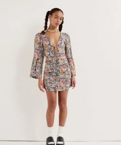 Ready-to-Wear Curve Styles June Bell Sleeve Mini Dress