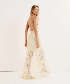 Ready-to-Wear Wedding Shop Ysabelle Maxi Dress