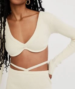 Knitz Jourdin Cross Front Top