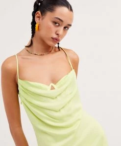Ready-to-Wear Summer 2022 Collection Viv Mini Dress 11 Ready-to-Wear Summer 2022 Collection Viv Mini Dress