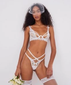 Victorias Secret Lingerie Lace Heart Embroidery Bra