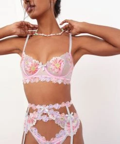 Victorias Secret Aster Embroidery Underwire Bra