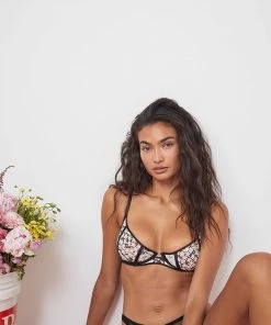 Victorias Secret 60s Floral Bra Lingerie