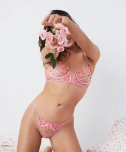 Victorias Secret Lingerie Love Bouquet Embroidery Thong Panty