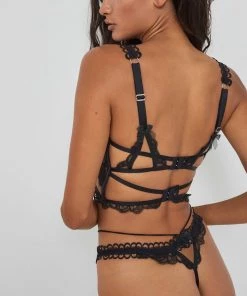 Victorias Secret Swirly Floral Embroidered Thong Panty