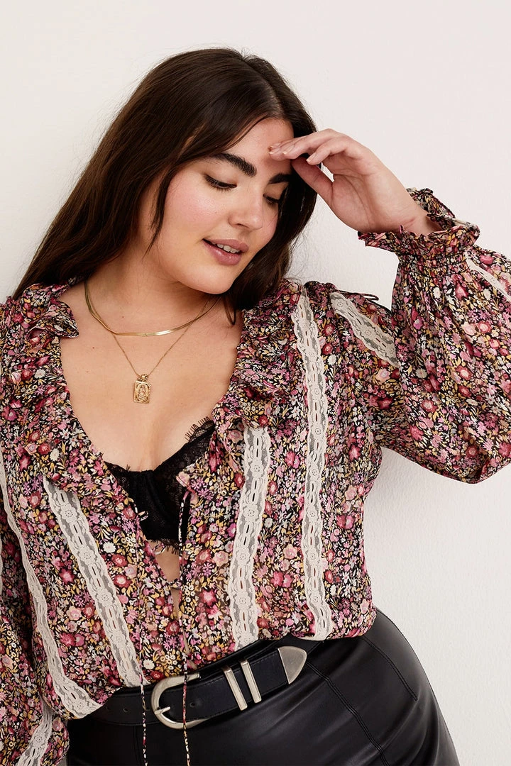 Ready-to-Wear Sale Vanessa Blouse 12 Ready-to-Wear Sale Vanessa Blouse