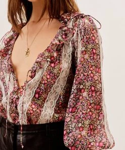 Ready-to-Wear Sale Vanessa Blouse 15 Ready-to-Wear Sale Vanessa Blouse